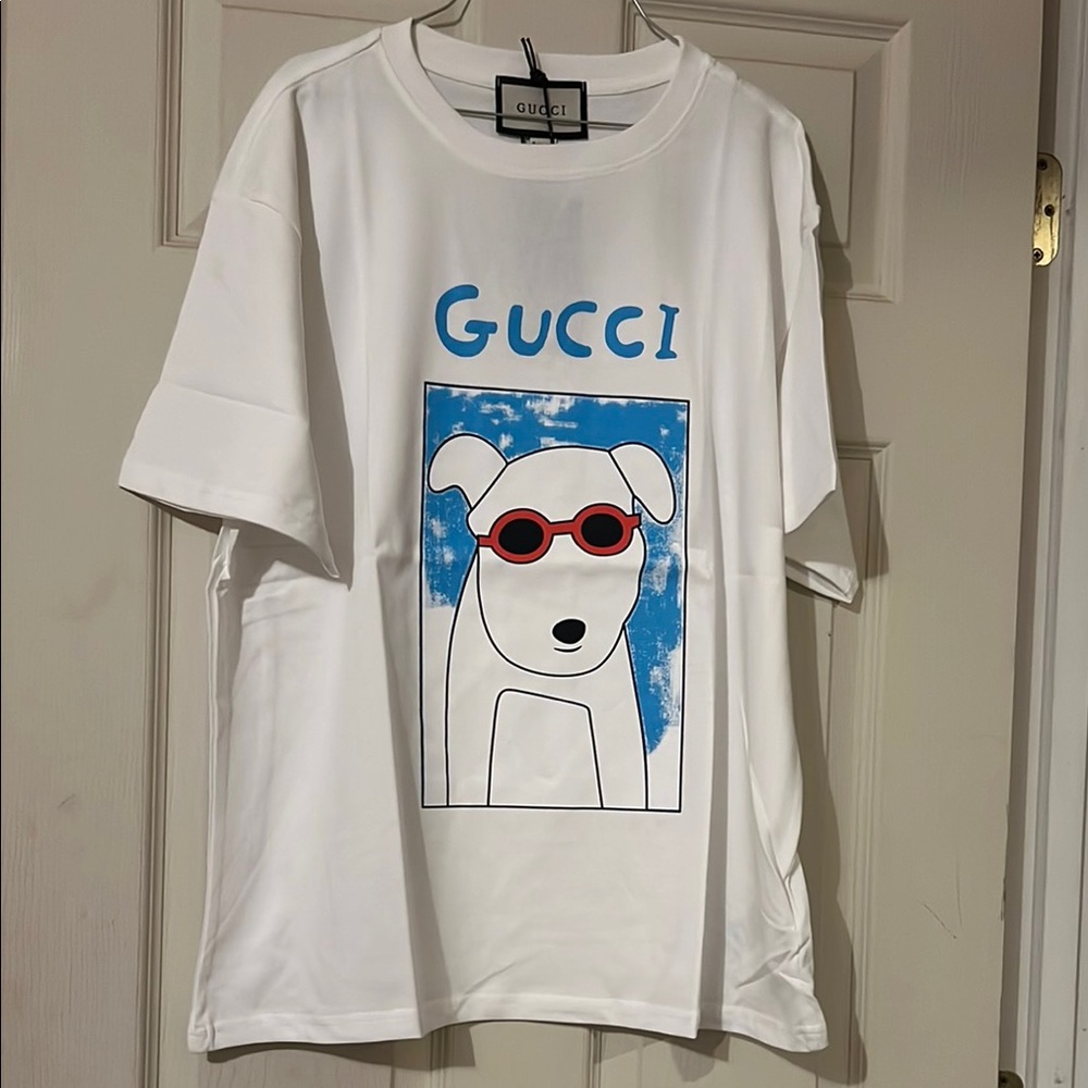 Gucci White T-Shirt with Dog Graphic